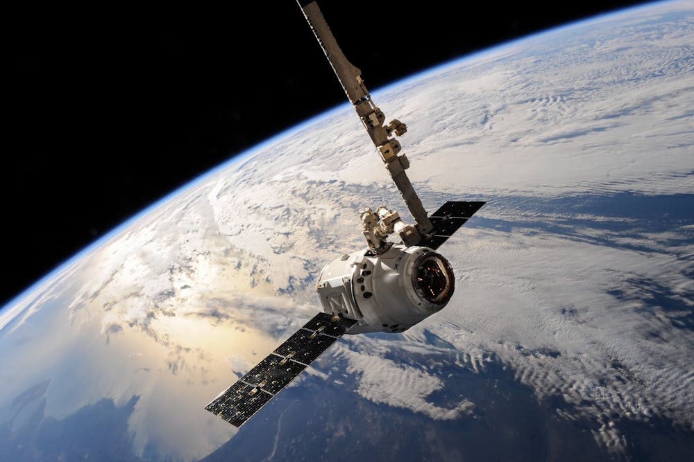 Znečistenie plastmi monitorujú z vesmíru. Satelity pomôžu so sanáciou envirozáťaží 